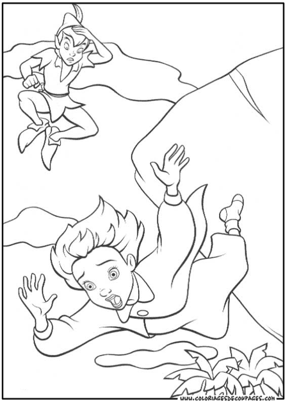 Peter Pan volant au-dessus de Neverland avec ses amis