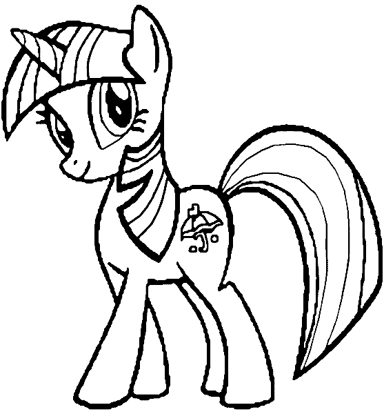 Un petit poney joyeux gambadant dans la prairie