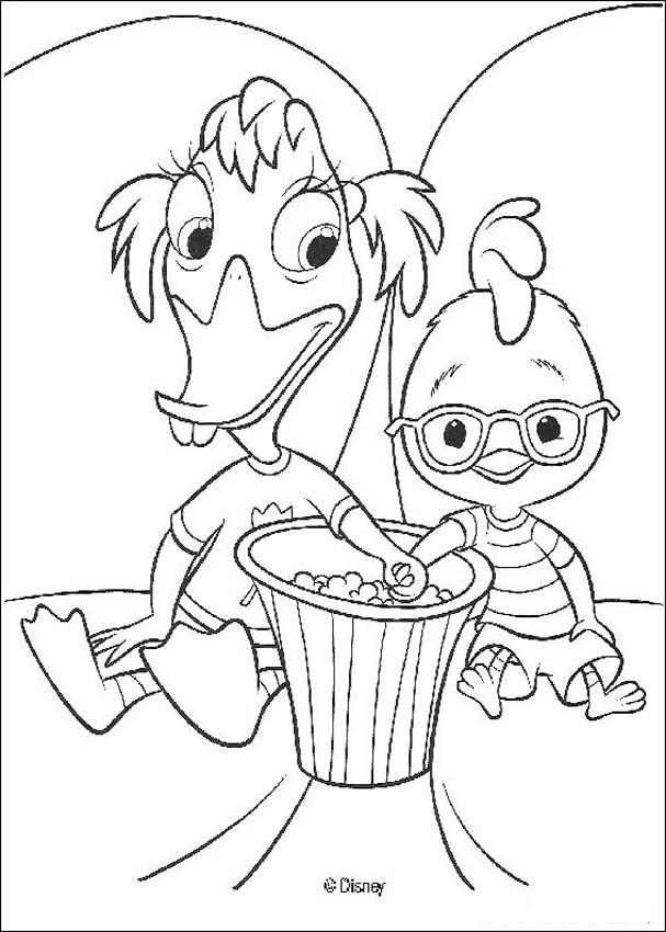 Coloriage d'un petit poulet nommé Chicken Little en pleine aventure