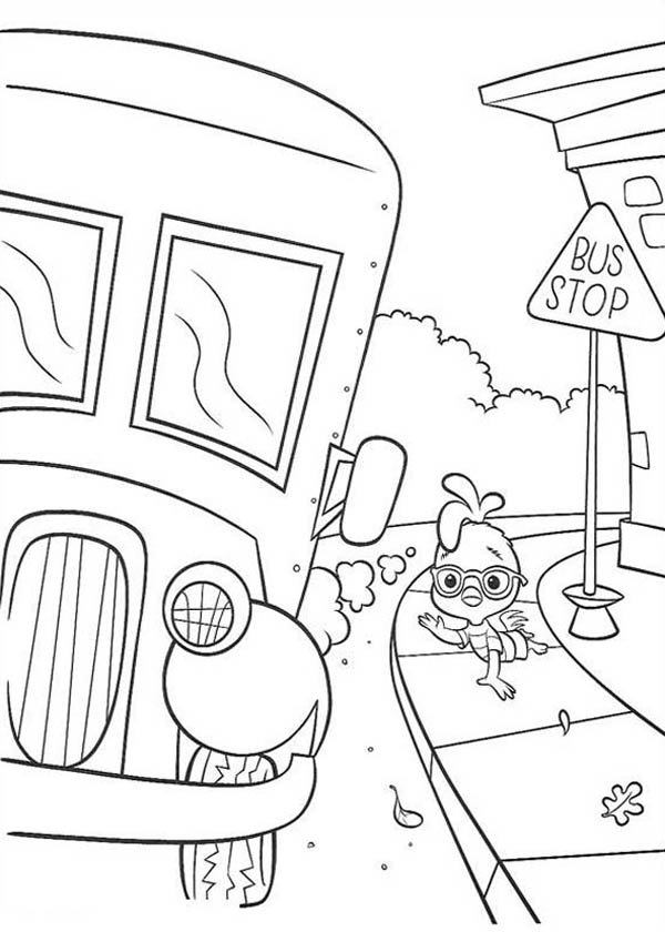 Coloriage de petit poulet Chicken Little dans un décor d'aventure