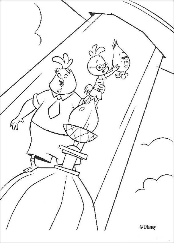 Petit poulet Chicken Little sous un ciel d'orage