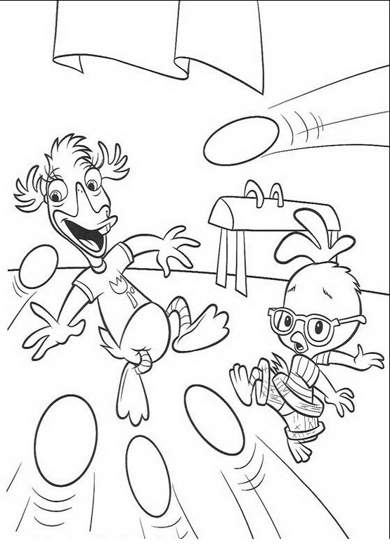 Coloriage d'un petit poulet en train de marcher dans un décor de prairie