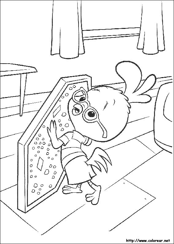 Coloriage d'un petit poulet Chicken Little sous un ciel bleu