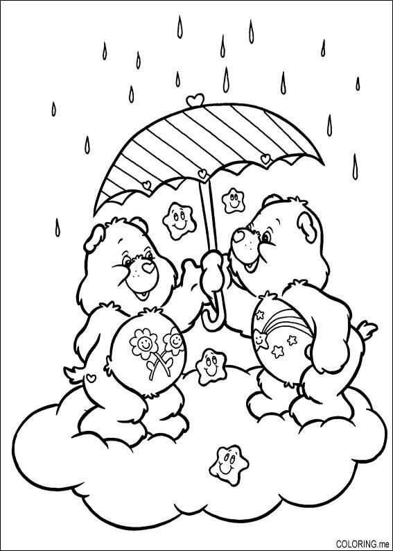 Un enfant sous la pluie avec un parapluie et des gouttes d'eau