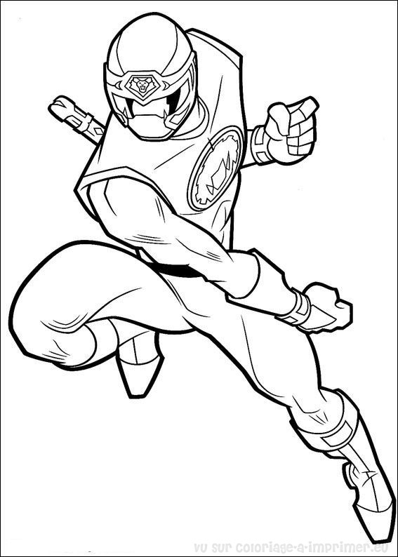 Coloriage des Power Rangers en pleine action dans un décor urbain