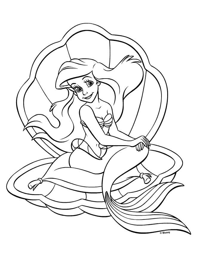 Coloriage d'une princesse avec sa robe élégante dans un décor de château