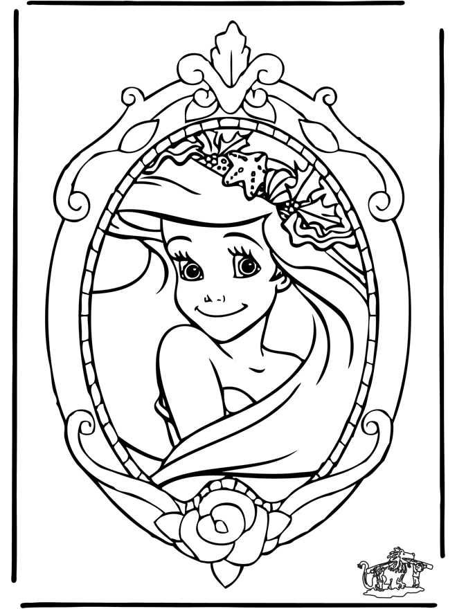 Une princesse dans son jardin fleuri