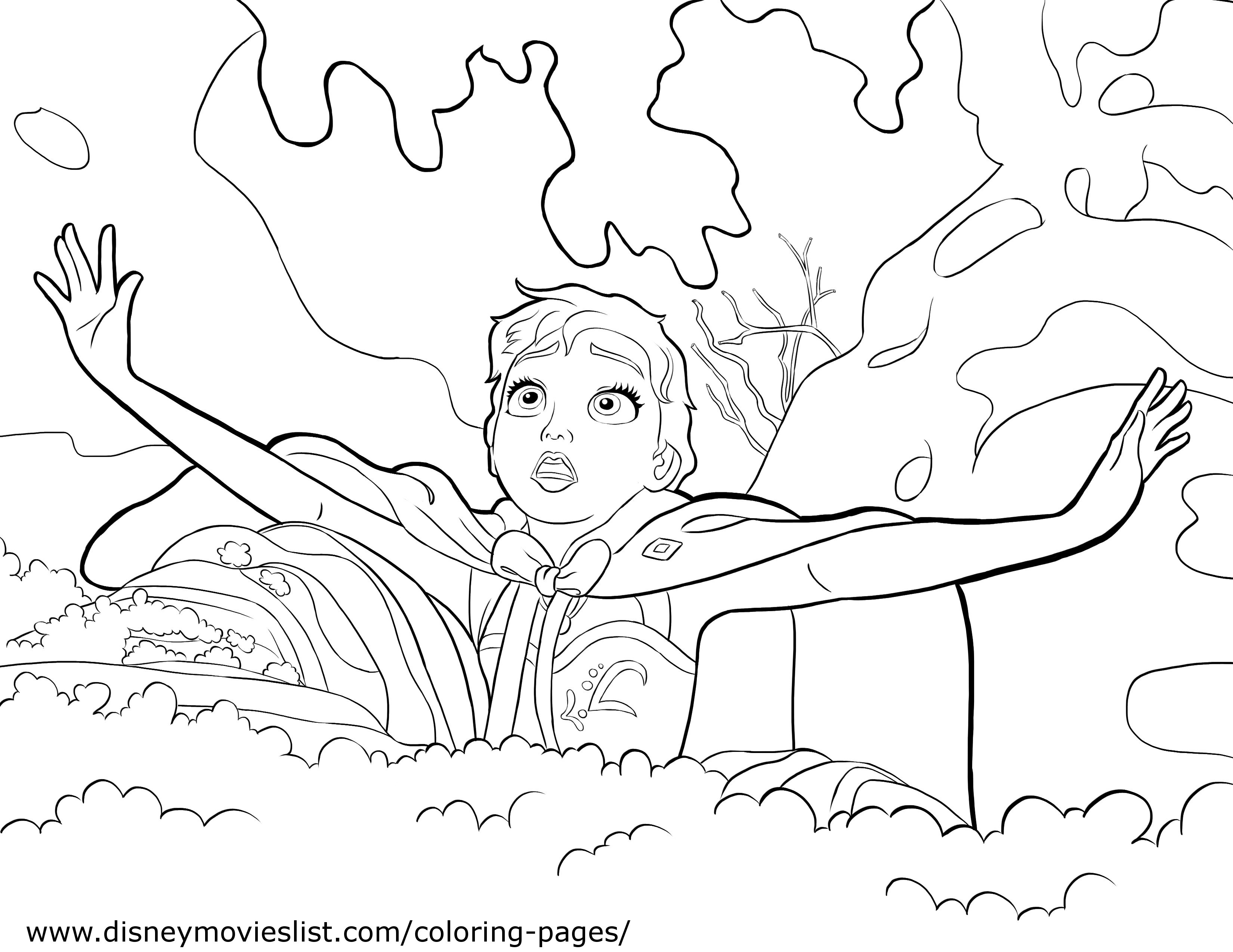 Elsa et Anna dans la forêt enneigée
