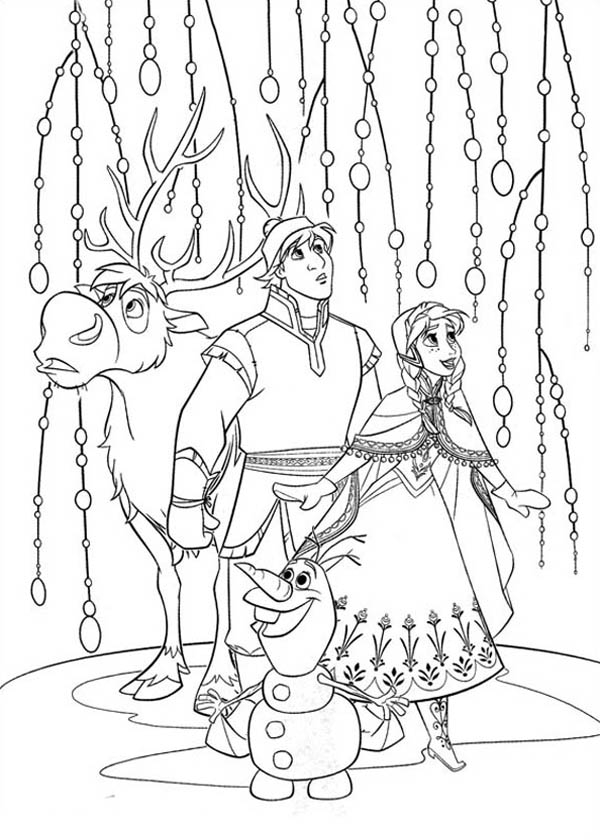 Coloriage de la Reine des Neiges accompagnée de son fidèle compagnon Olaf dans un décor hivernal