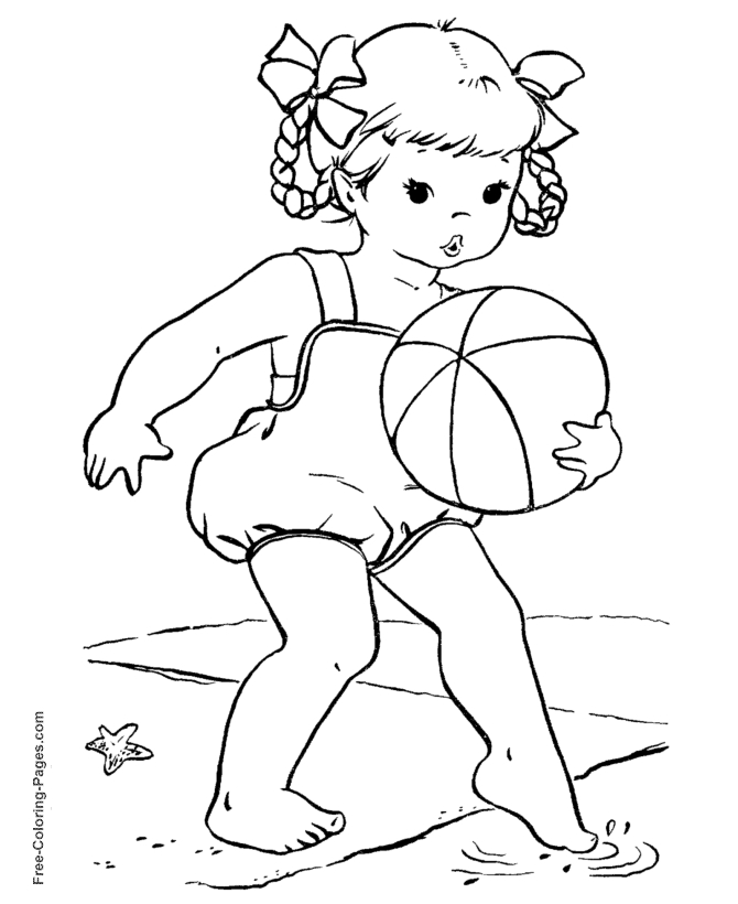 Un enfant joyeux jouant sur la plage en été