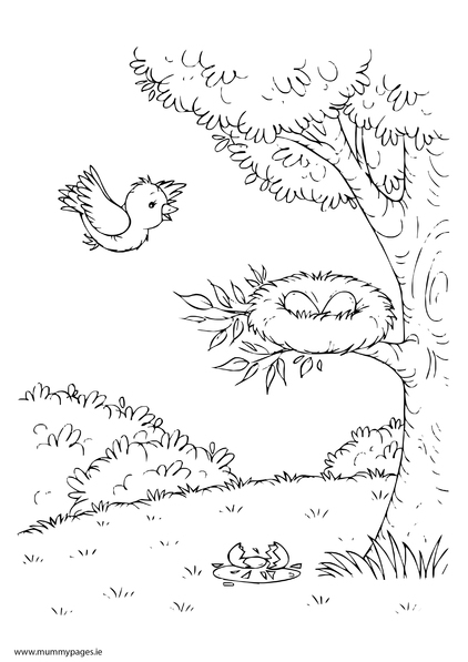 Un arbre en fleurs avec des oiseaux et des papillons au printemps