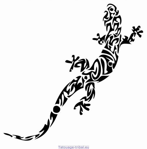 Coloriage d'une salamandre sur un fond naturel