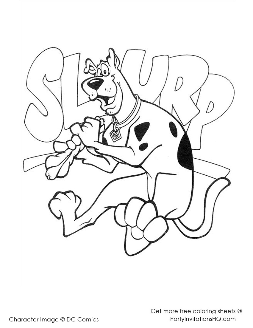 Scooby-Doo et ses amis en pleine enquête dans un décor mystérieux