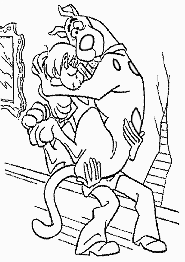 Scooby-Doo en pleine enquête avec ses amis dans un décor mystérieux