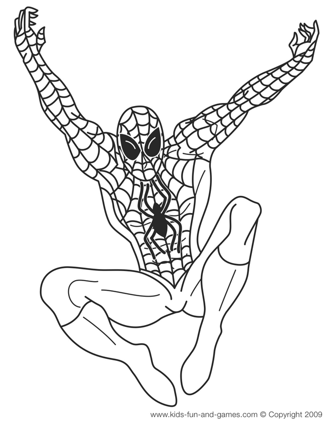 Spiderman en pleine action sur un fond urbain dynamique