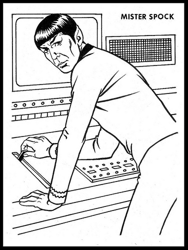 Coloriage d'un vaisseau spatial de Star Trek en pleine exploration