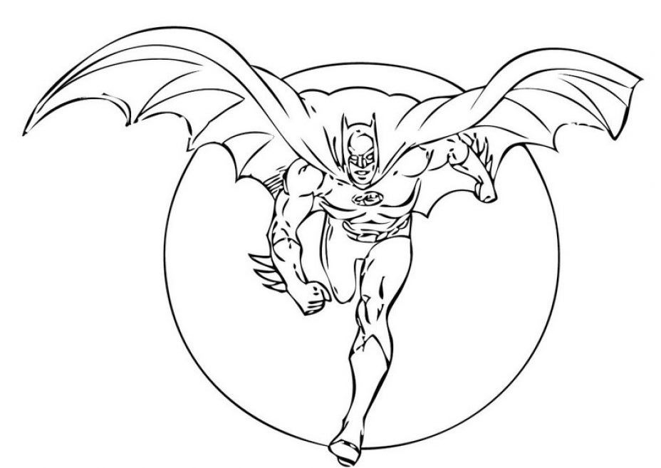 Super-héros DC Comics en action dans un décor dynamique