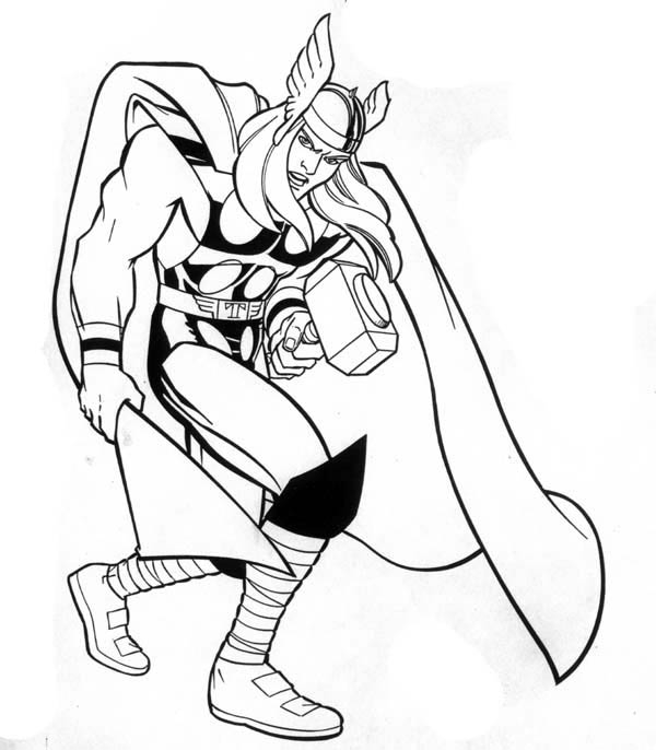 Thor brandissant son marteau Mjolnir au milieu des nuages
