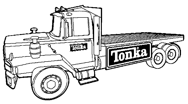 Un camion Tonka sur un chemin entouré d'arbres