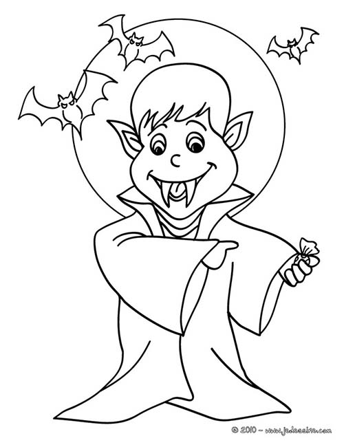 Vampire souriant avec sa cape dans un décor nocturne