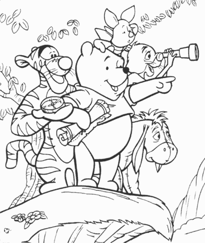 Winnie l'Ourson assis sur un tronc d'arbre avec son ami Porcinet