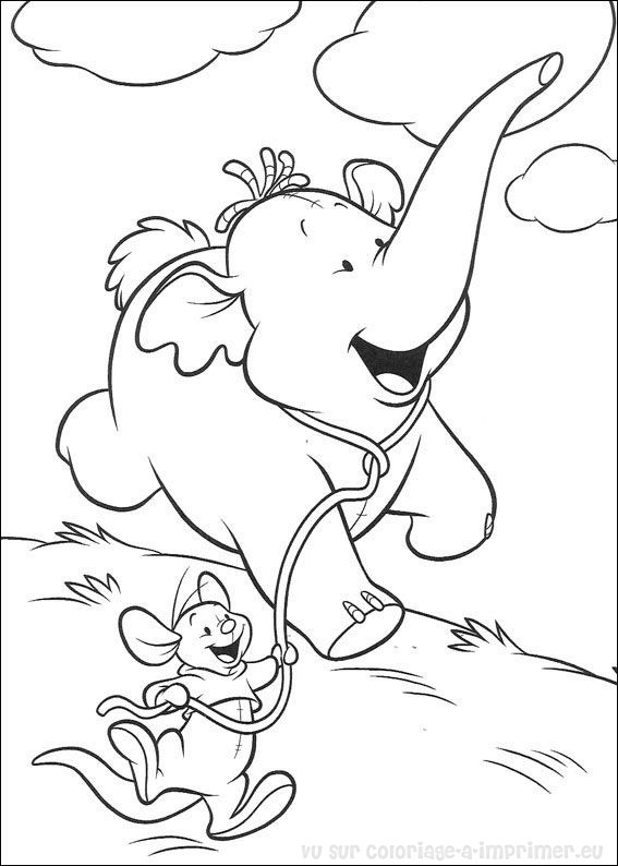 Winnie l'Ourson et ses amis en pleine aventure dans la forêt