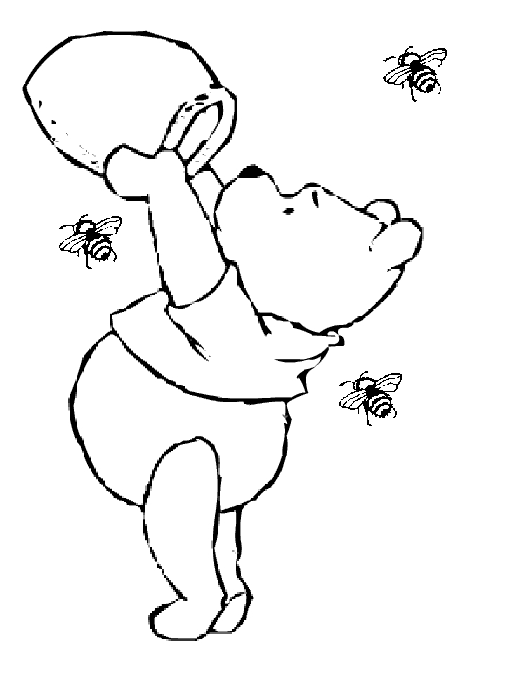 Winnie l'Ourson assis sur l'herbe avec ses amis dans la forêt