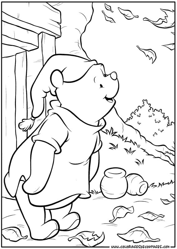 Winnie l'Ourson et ses amis entourés de fleurs