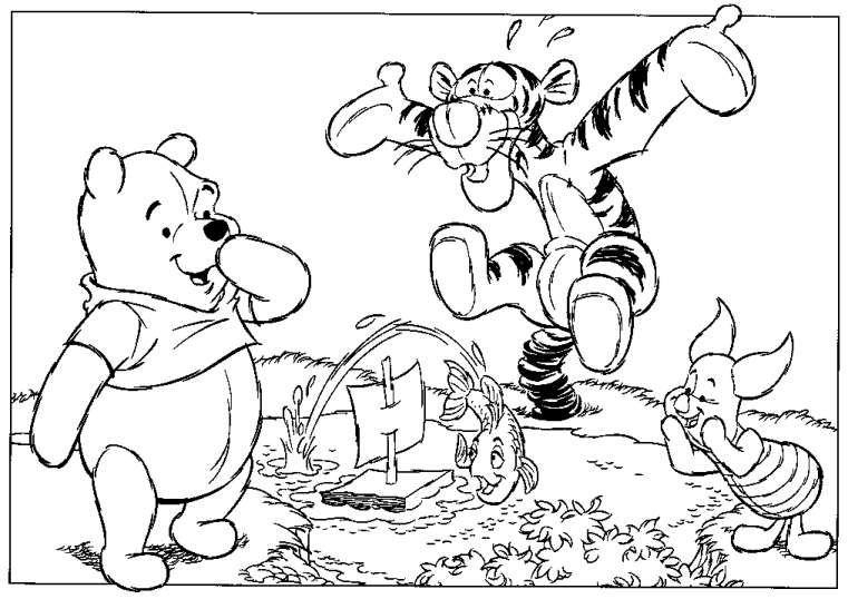 Winnie l’Ourson et ses amis dans la forêt entourés de fleurs
