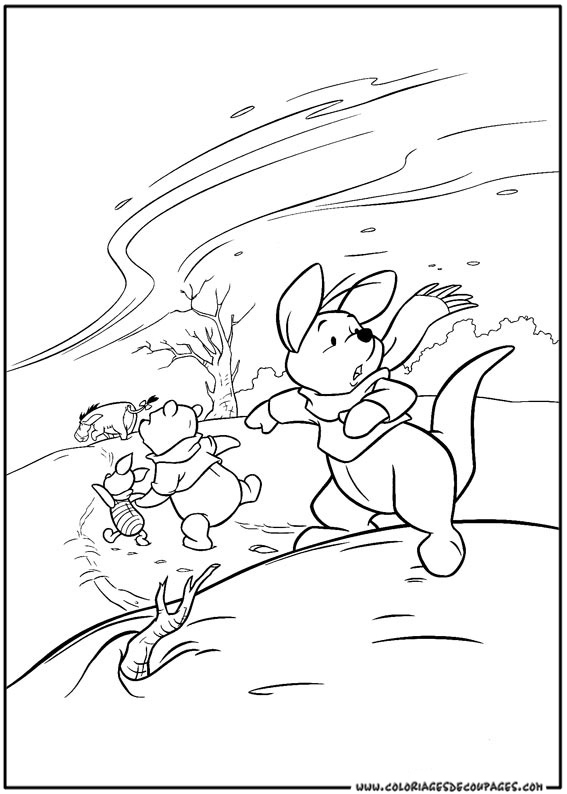 Winnie l'Ourson et ses amis dans un moment de partage au bord d'un arbre