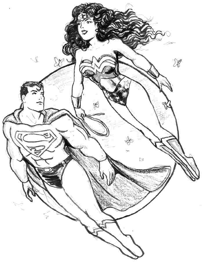 Wonder Woman en posture de combat, prête à défendre la justice